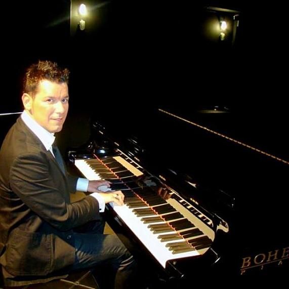 Musikalische Darbietungen September