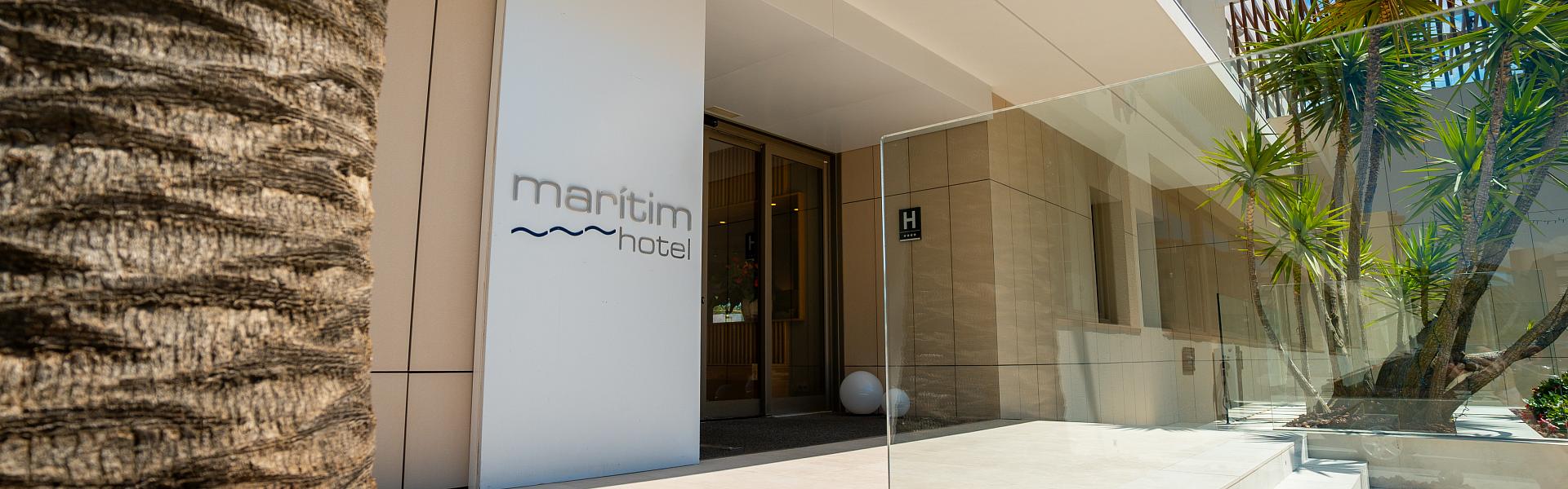 Hôtel en bord de mer à Rosas, Espagne