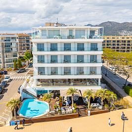 Façade Hotel Marítim Roses Costa Brava