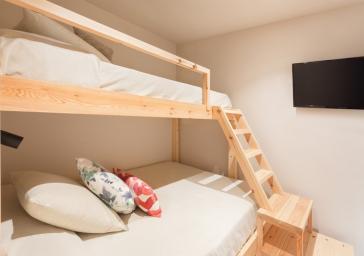 Litera para niños habitación familiar en Roses