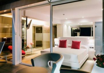 Habitación con terraza con vistas en Roses