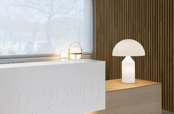 Detalls del taulell hotel a la Costa Brava